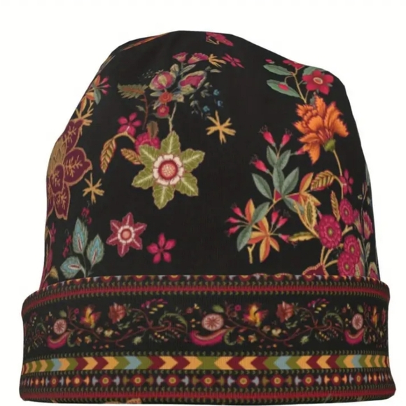 *Floral and Exotic Leaves Beanie - Picture 3 of 6